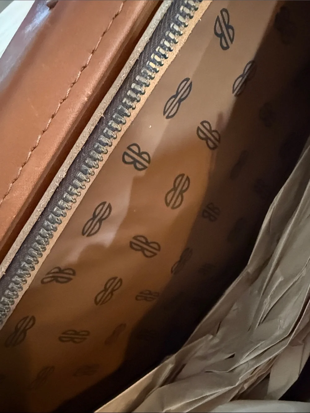PrestoLock Co 2590 Tan Leather suitcase with Plaid Interior Combination Lock